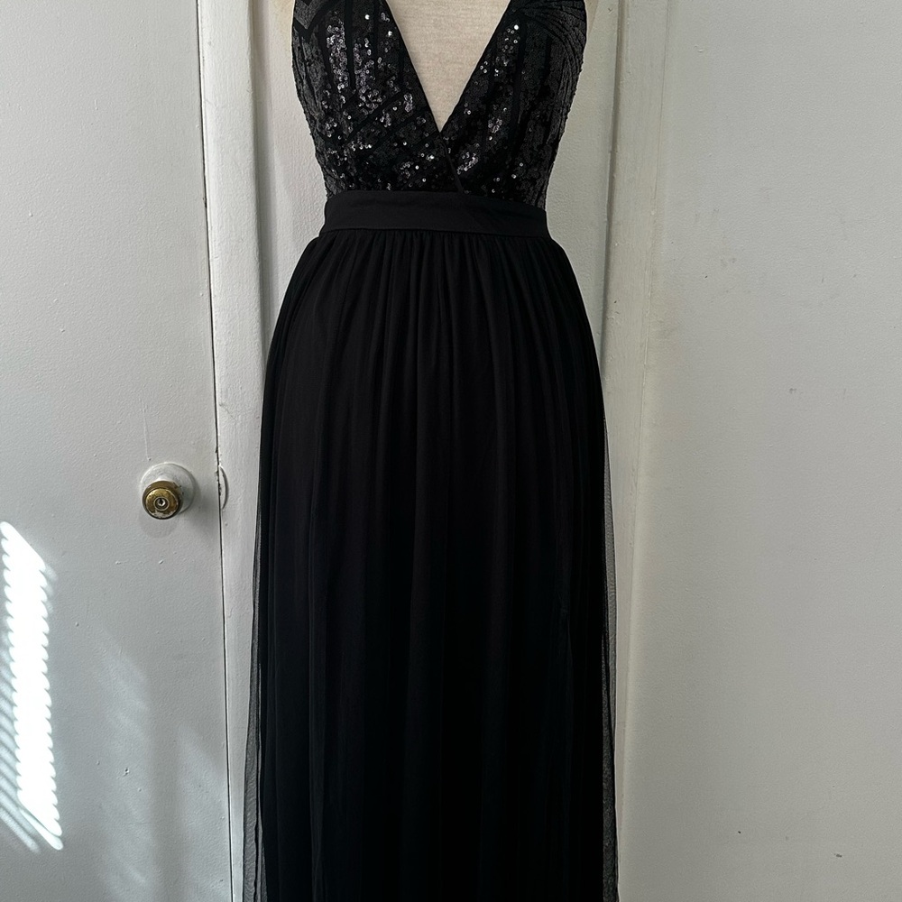 Elegant Black Sequin Evening Gown
